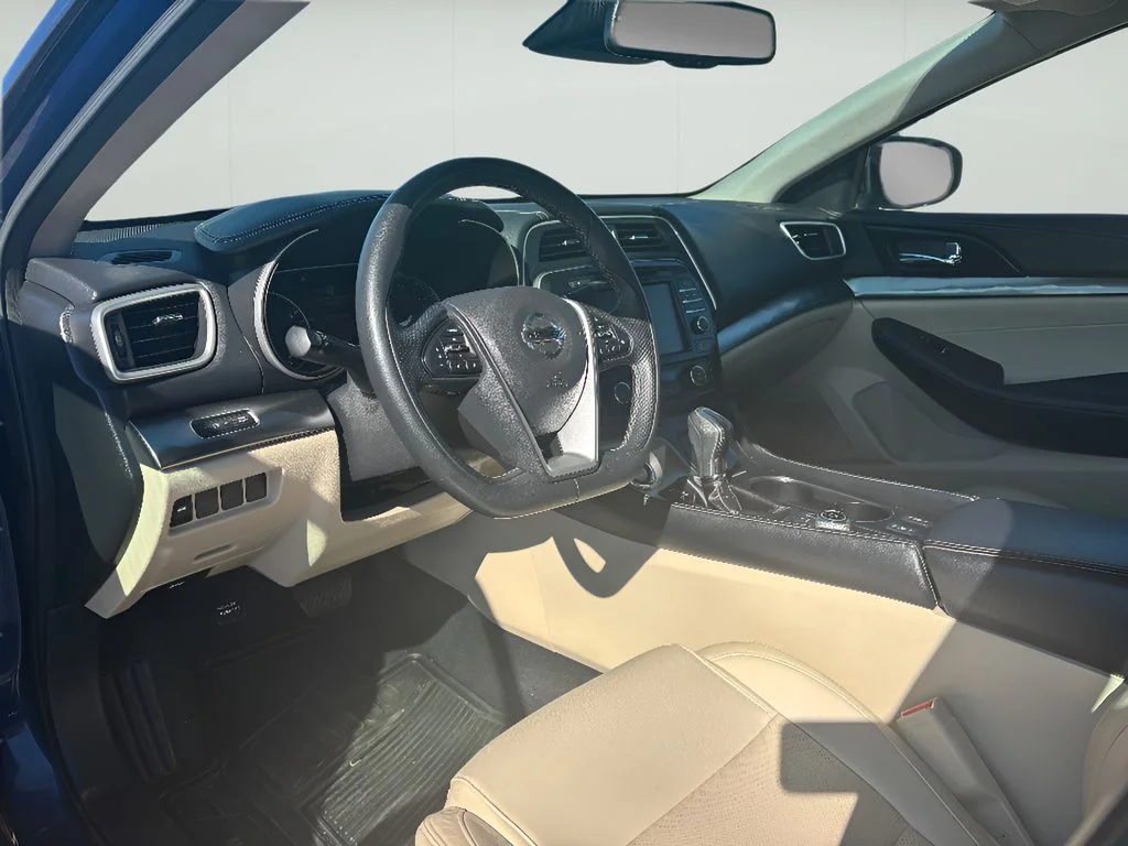 Used 2021 Deep Blue Pearl Nissan SV image 26