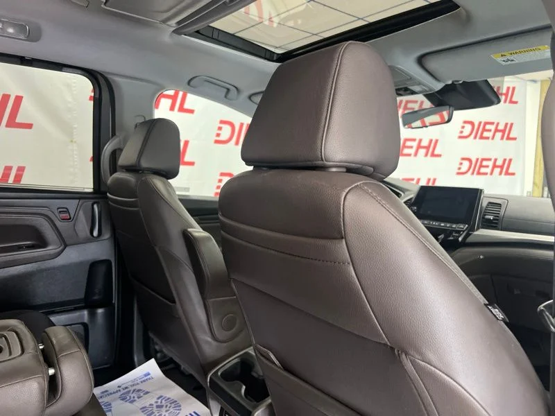Used 2019  Honda EX-L image 12
