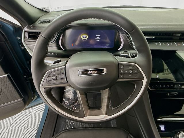 New 2026 Steel Blue Exterior Paint Jeep Limited Reserve image 11