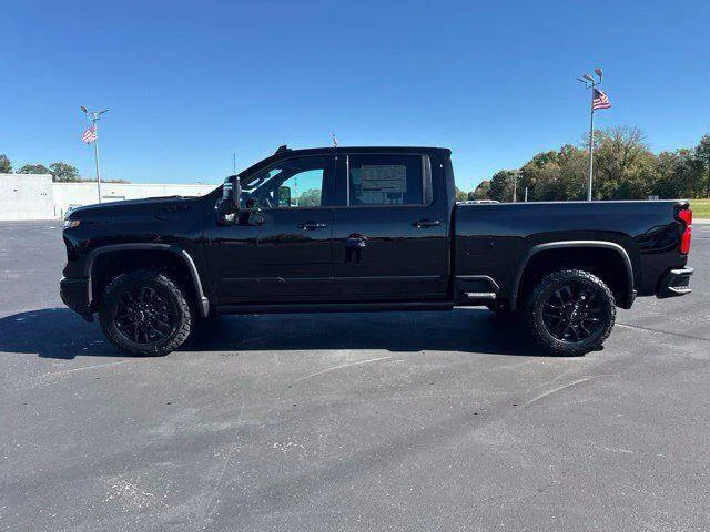 New 2026 Black Chevrolet High Country image 9