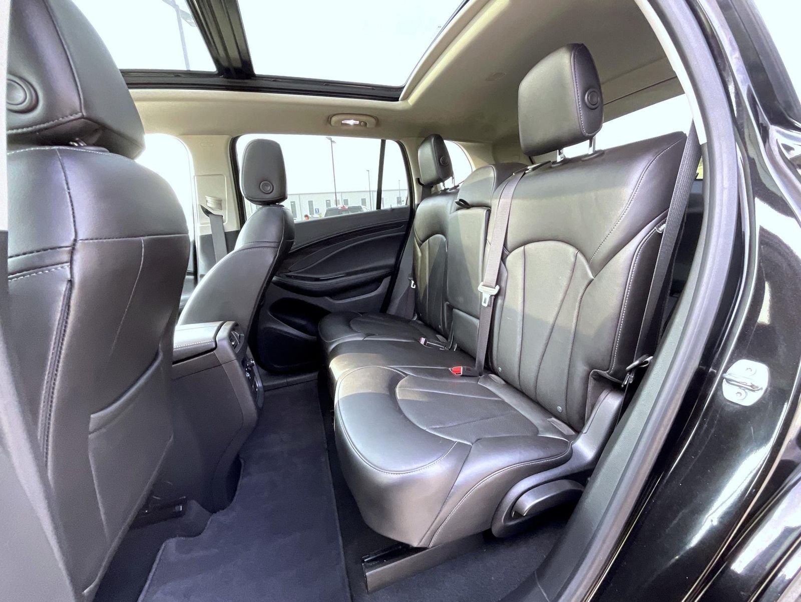 Used 2020 Black Buick Essence image 19