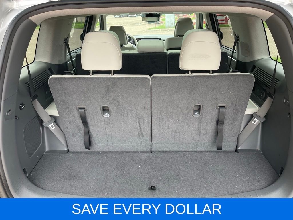 Used 2024 Silver Hyundai Limited image 7