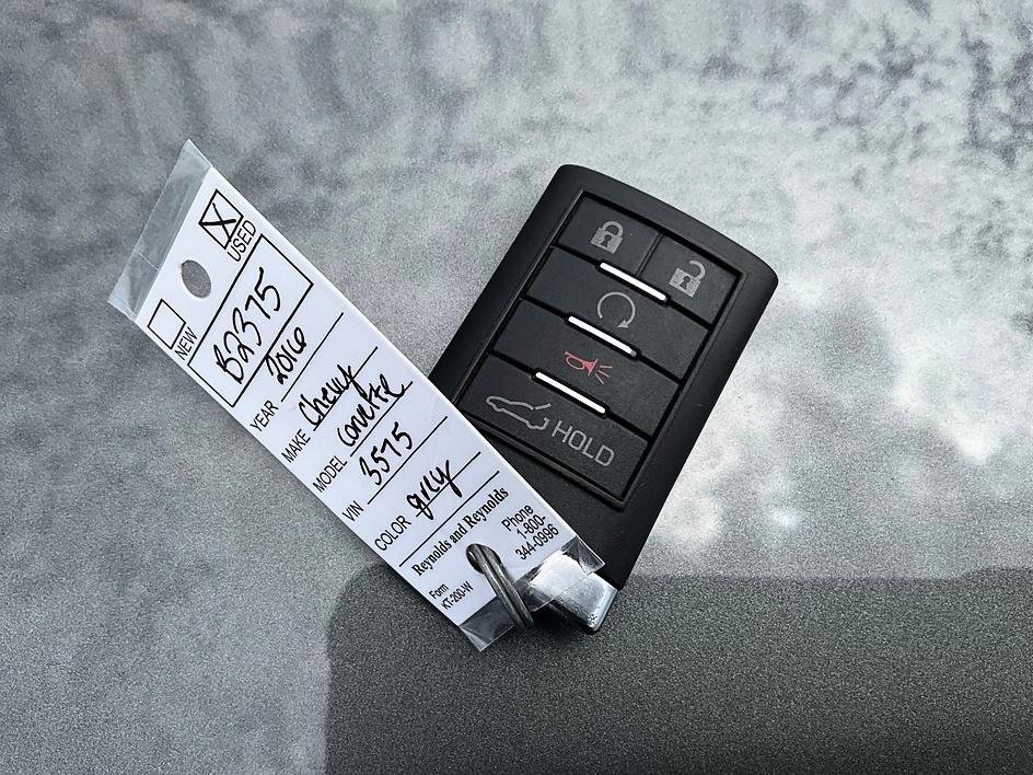 Used 2016 Gray Chevrolet Stingray Z51 image 31