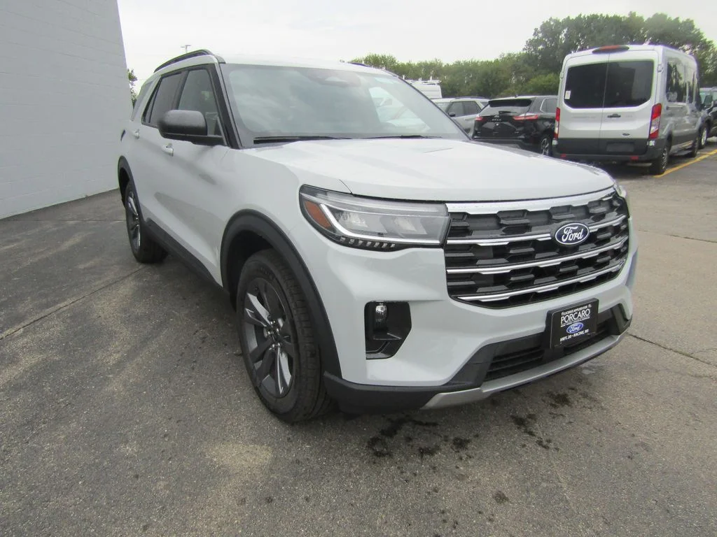 New 2027 Avalanche Gray Ford Active image 10