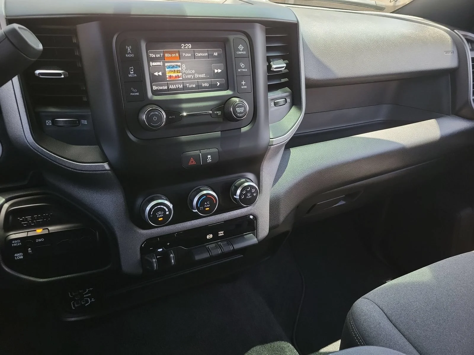 2024 RAM Ram 3500 Pickup Tradesman - Photo 13