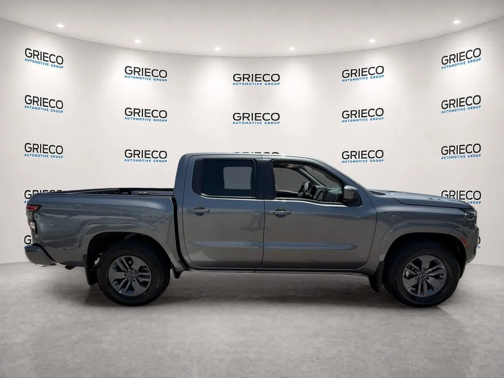 Used 2025 Gray Nissan SV image 8