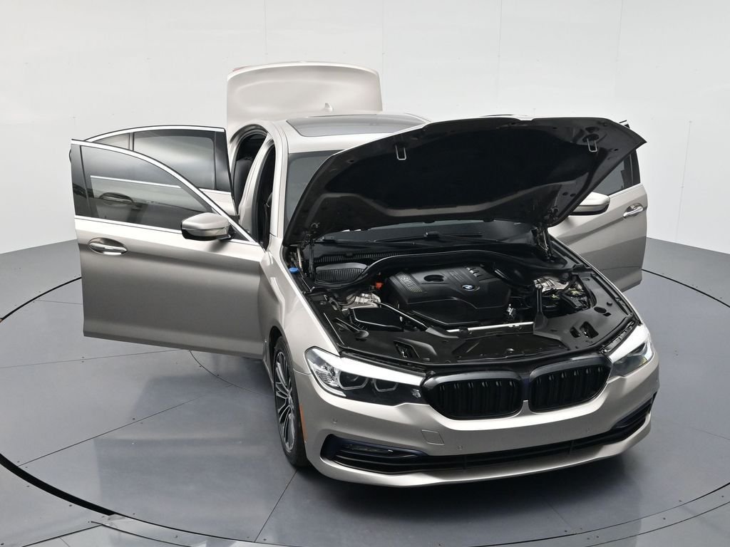 Used 2017 Cashmere Silver Metallic BMW 530i xDrive image 54
