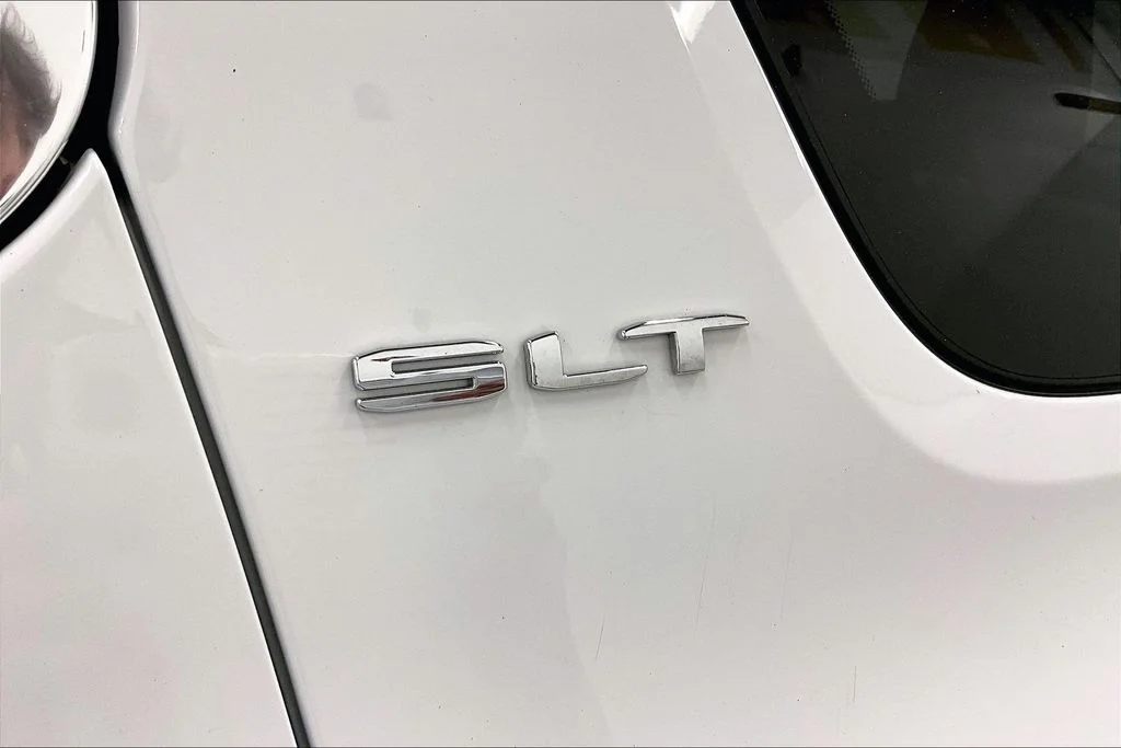 2023 GMC Acadia SLT - Photo 24