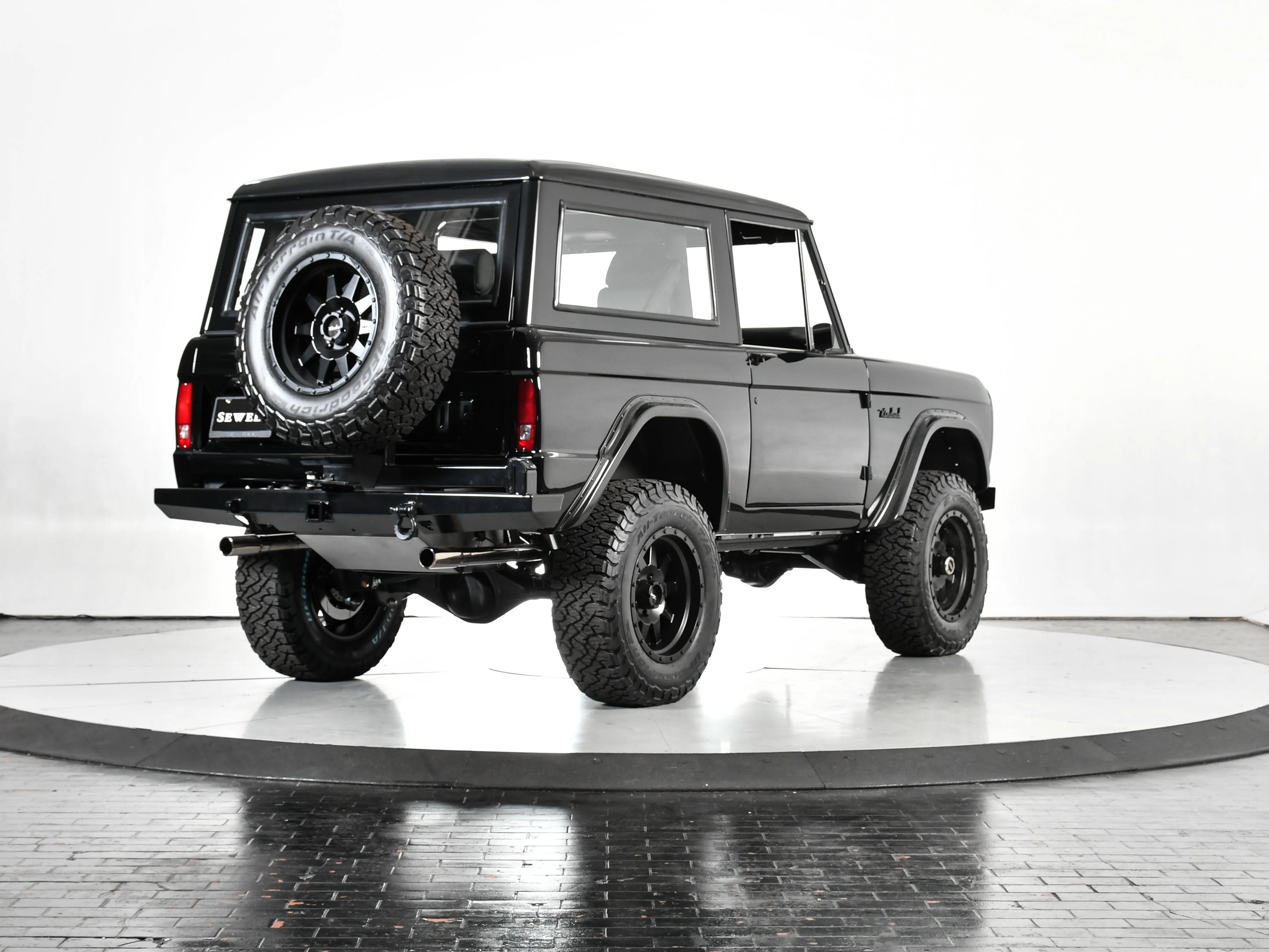 Used 1973 Black Ford Kindred Black ICE Edition image 5