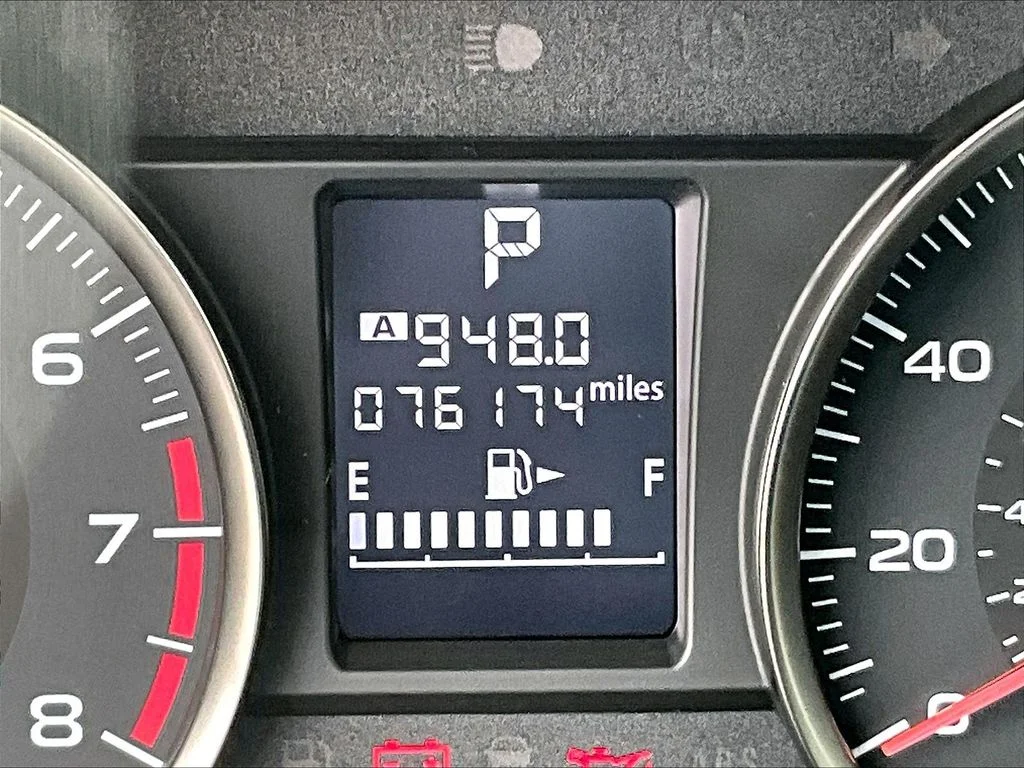 Used 2015 White Subaru 2.0i Premium image 20