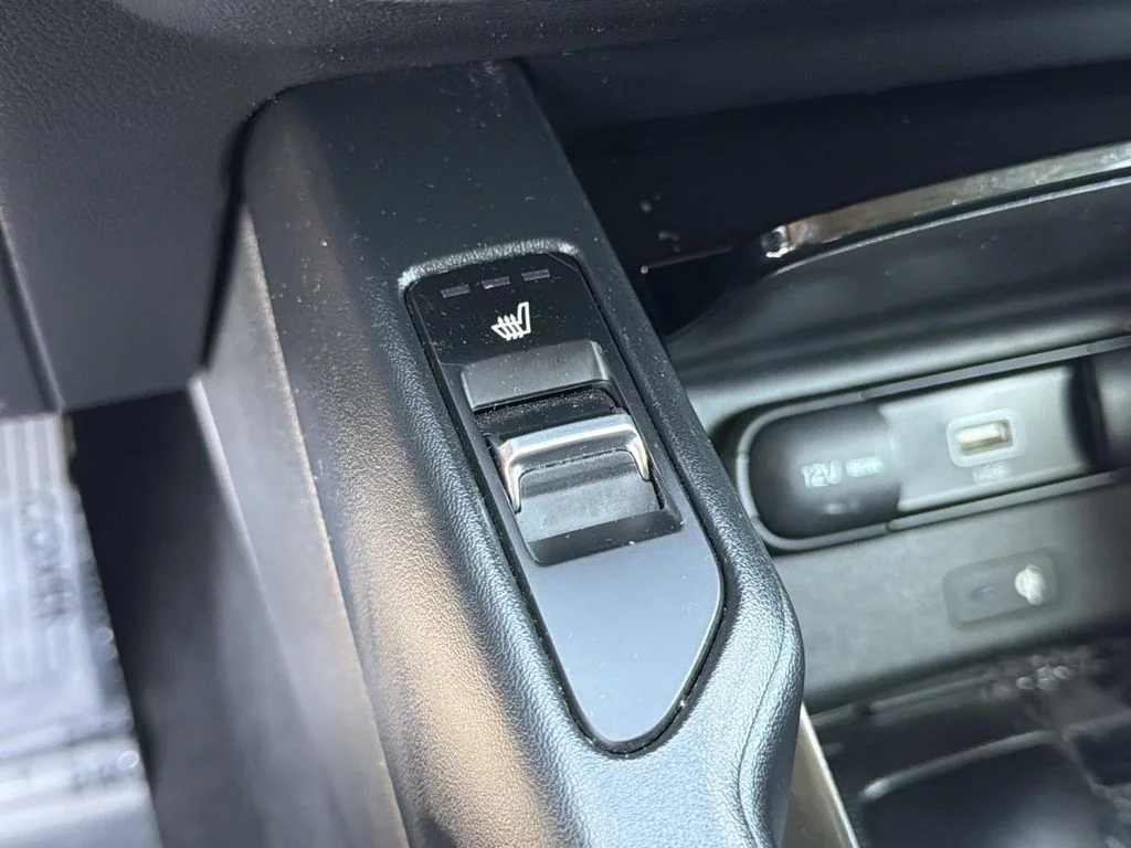 Used 2022 GRAVITY GREY Kia S image 19