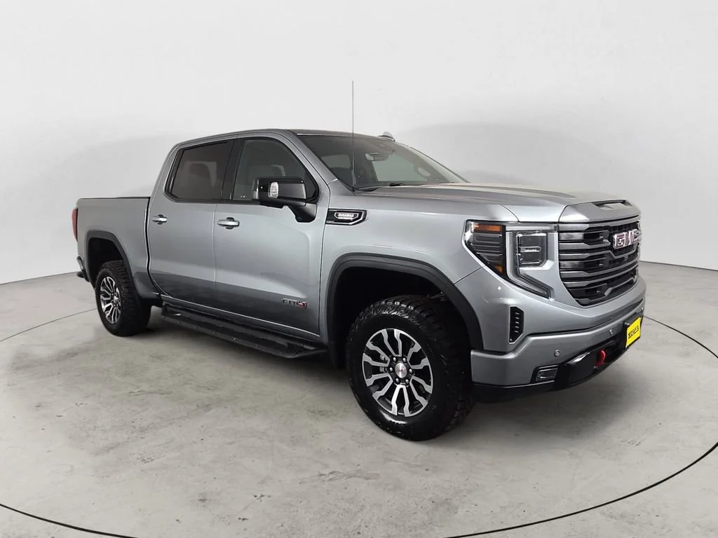 Used 2023 Sterling Metallic GMC AT4 image 7