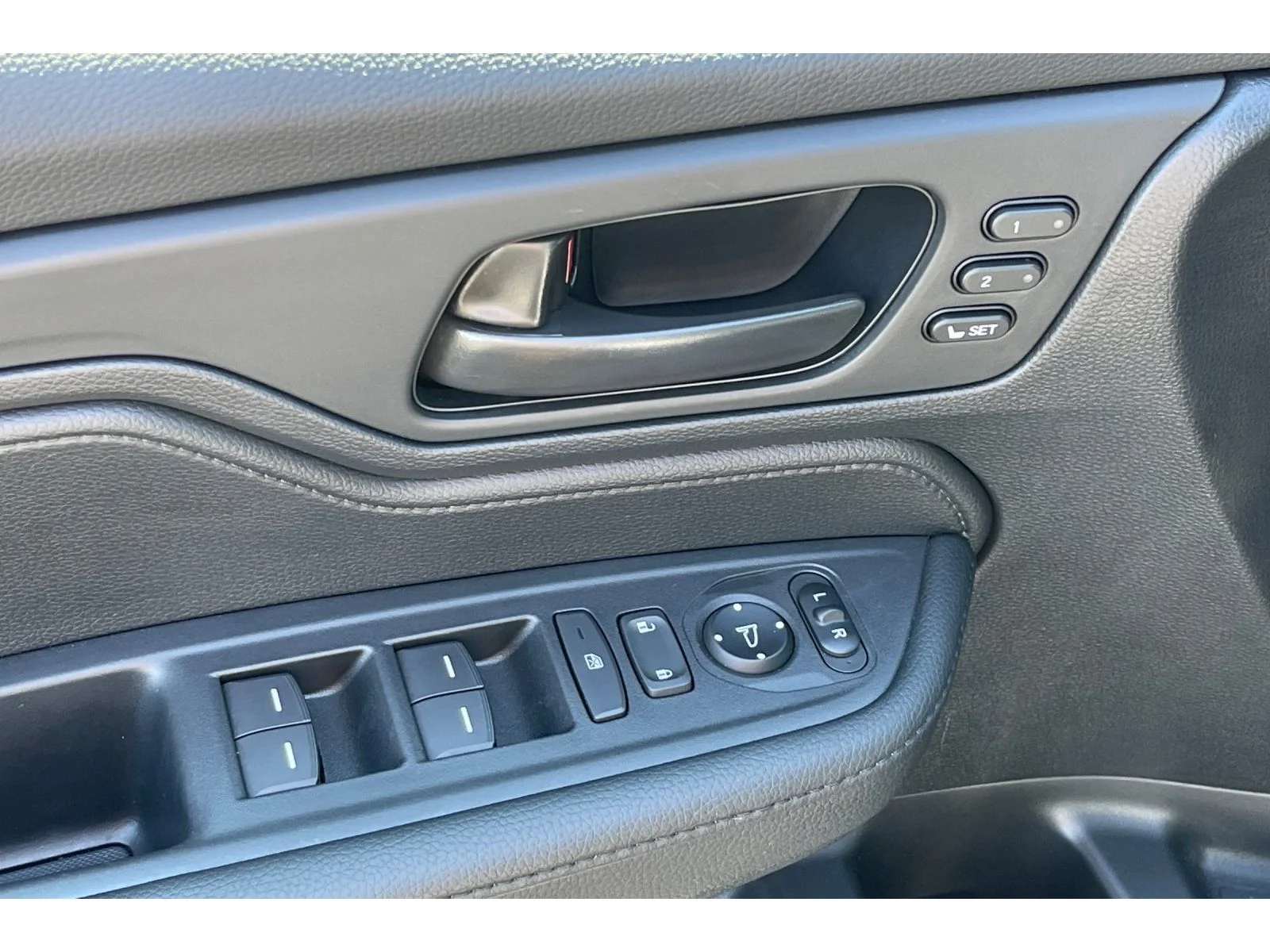Used 2026 Sonic Gray Pearl Honda Sport-L image 12