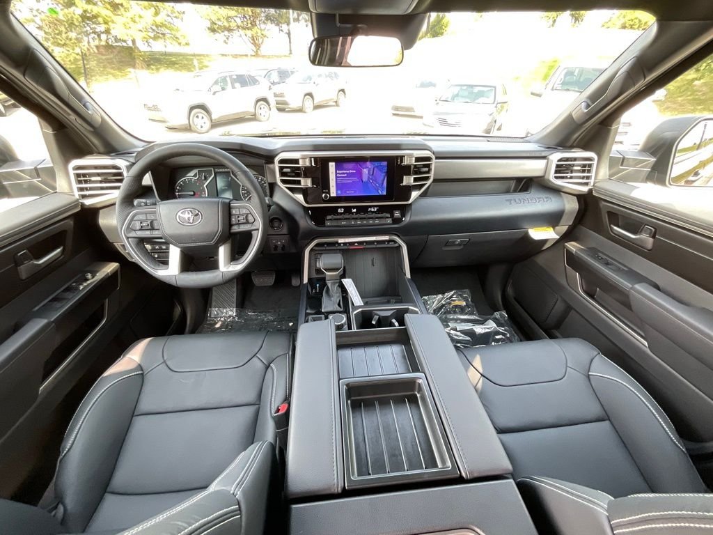 2026 Toyota Tundra SR5 - Photo 9