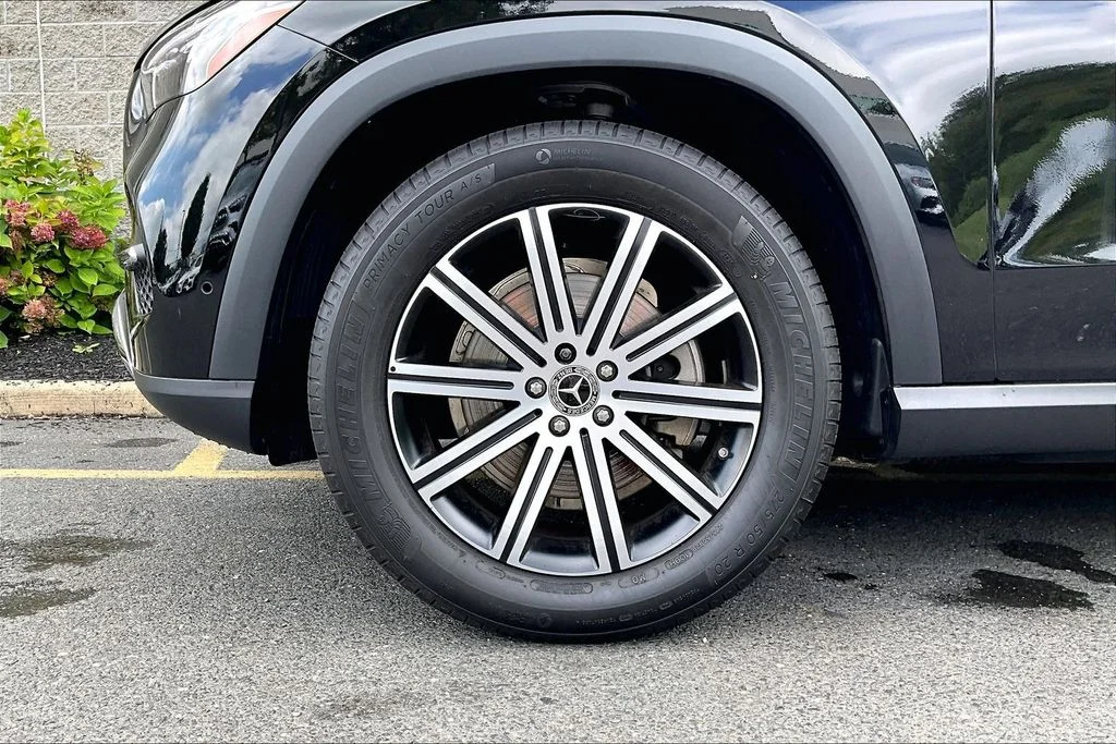 Used 2026 Black Mercedes-Benz GLE 350 image 8