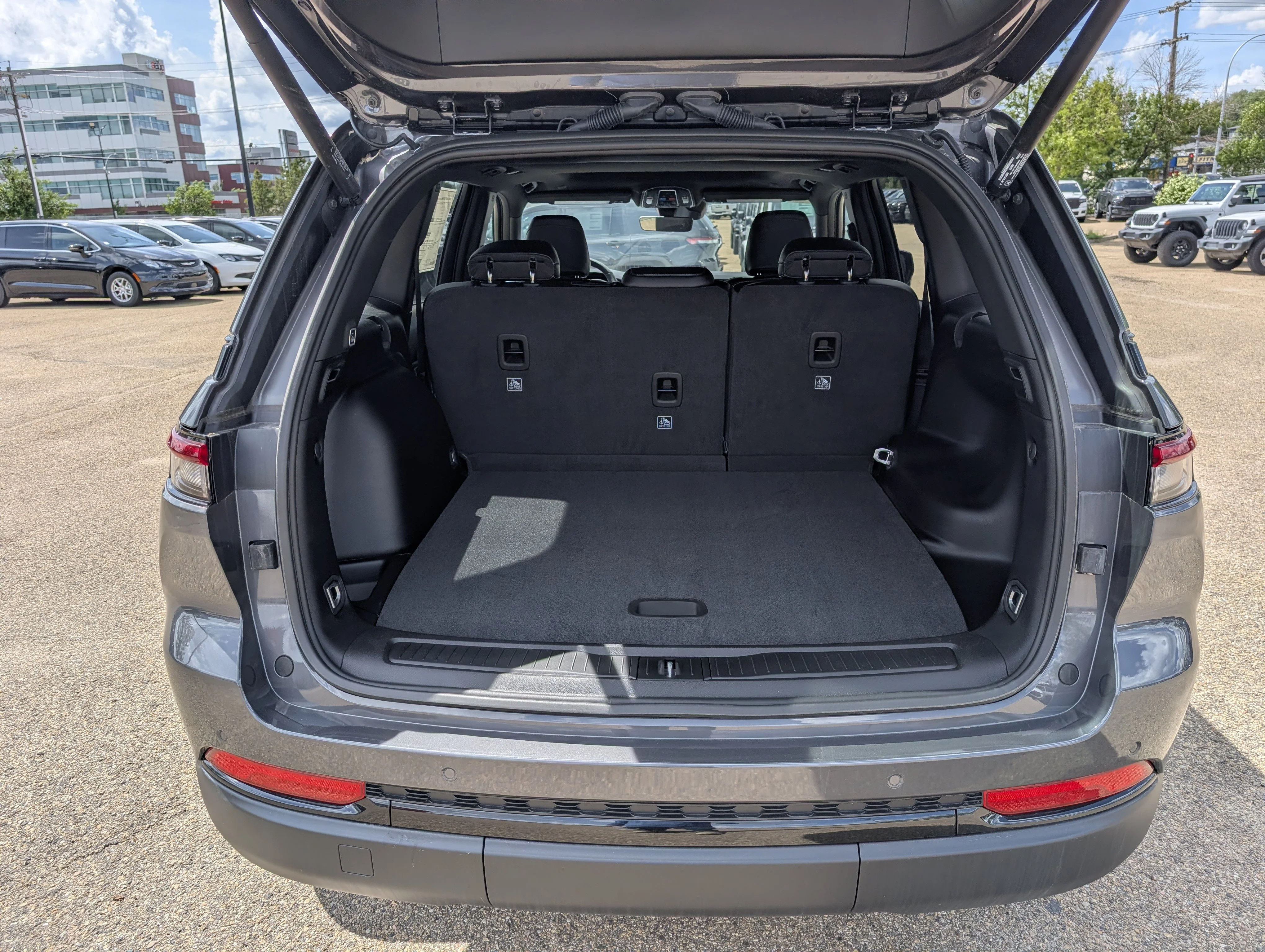New 2025 Baltic Grey Metallic Jeep Altitude image 6