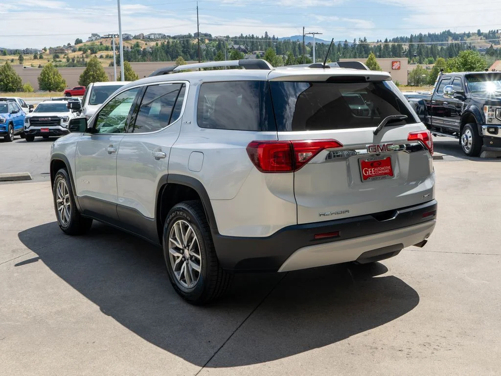 Used 2018 Silver GMC SLE-2 image 5