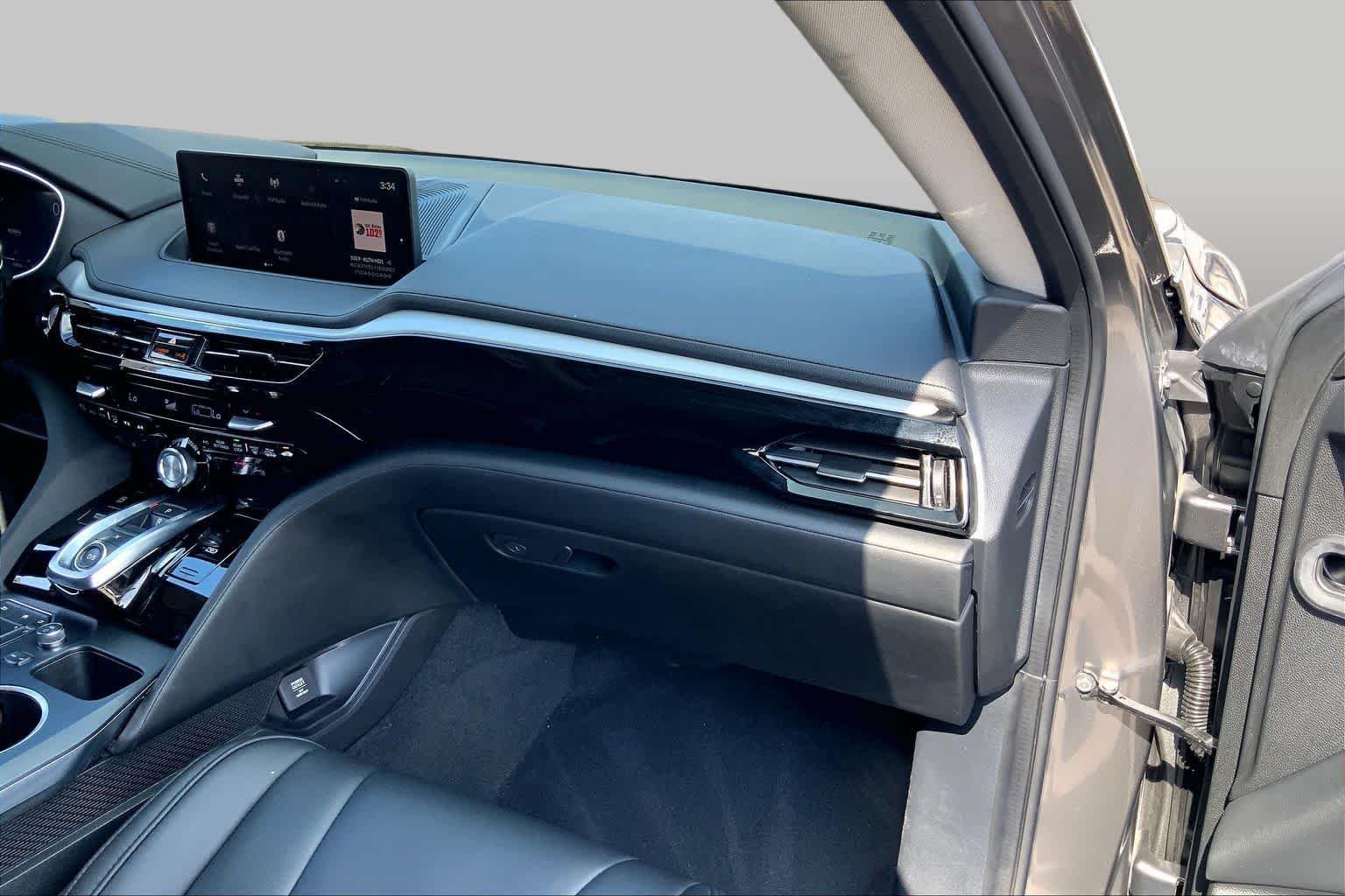 Used 2024 Liquid Carbon Metallic Acura  image 19