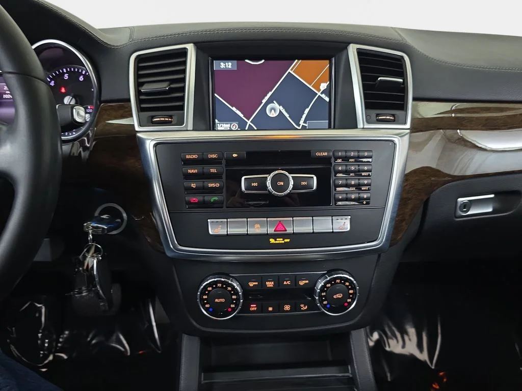 Used 2014 Iridium Silver Metallic Mercedes-Benz GL 450 image 23