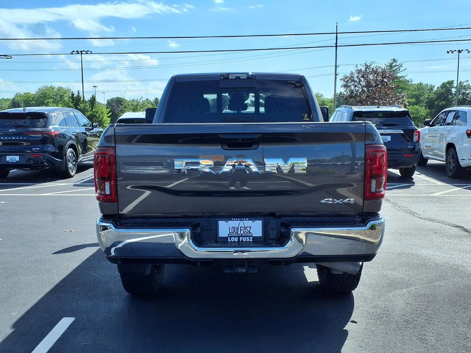 Used 2025 Granite Crystal Metallic Clearcoat Ram Tradesman image 23
