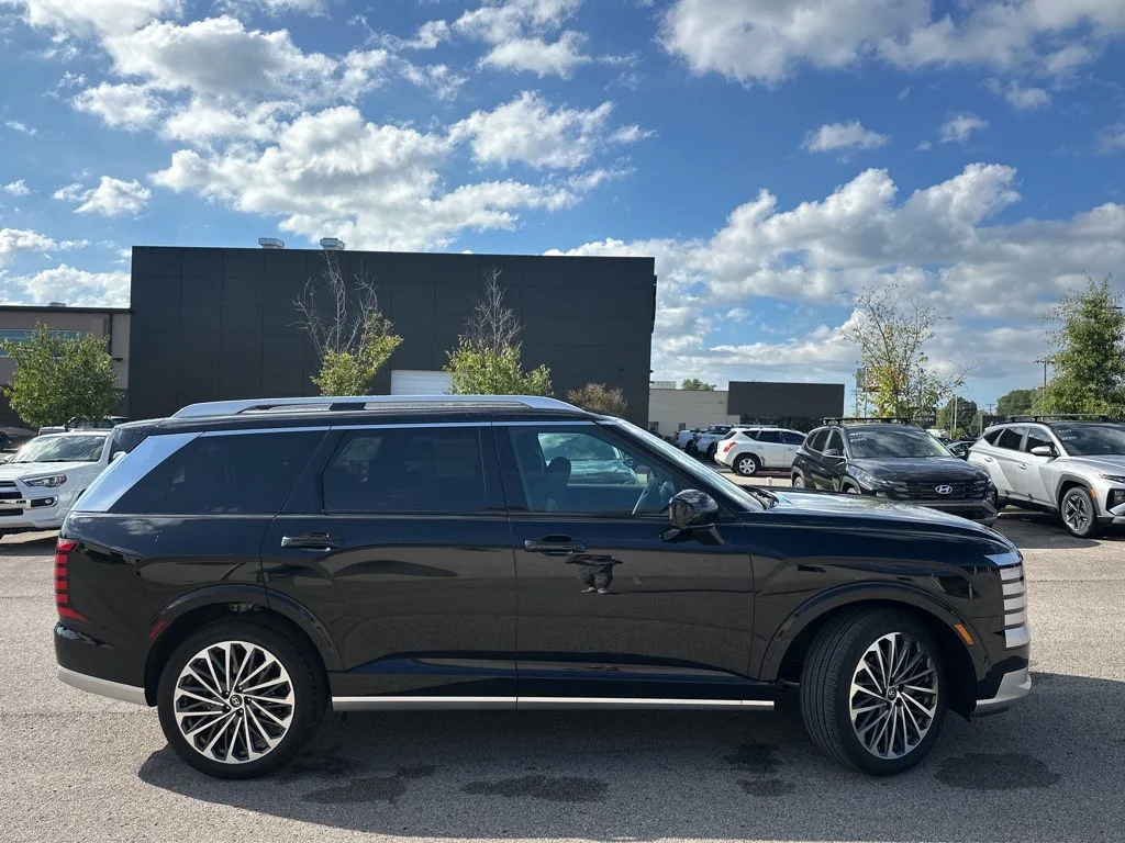 New 2026 Abyss Black Pearl Hyundai Calligraphy image 9