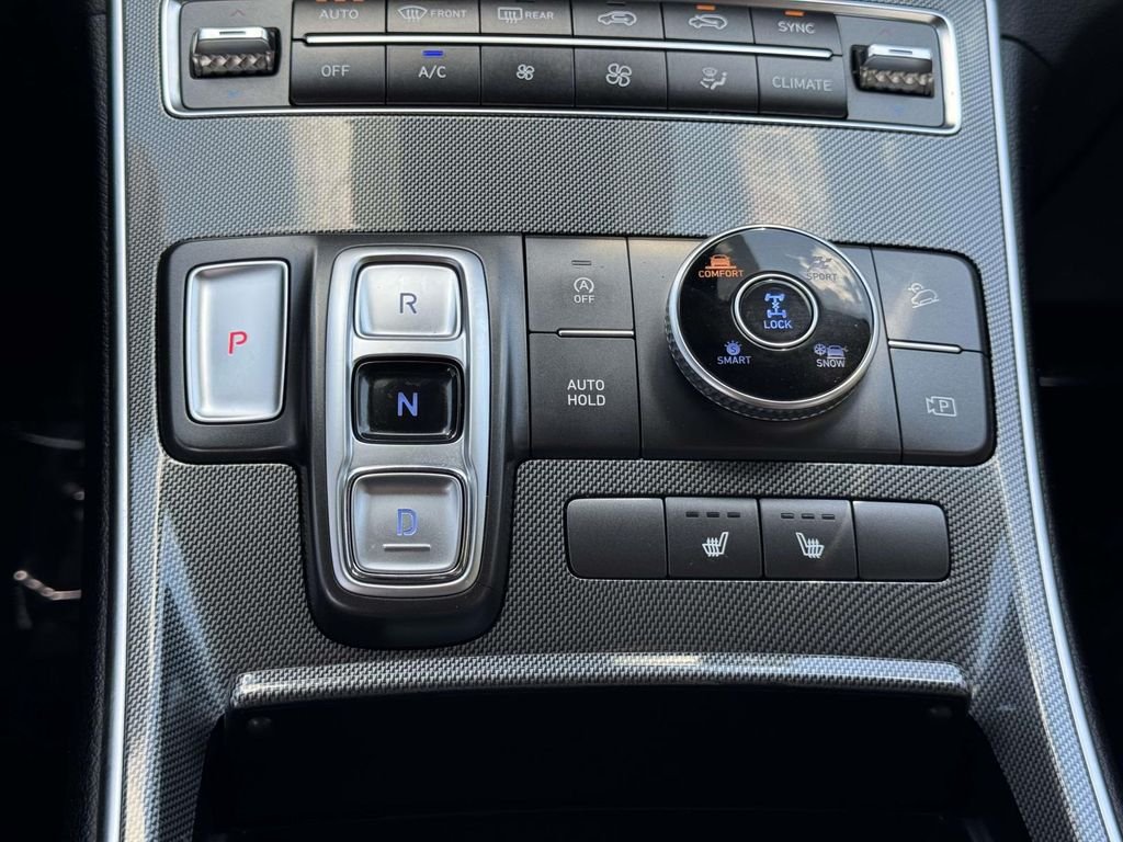 Used 2022 Gray Hyundai SEL image 21