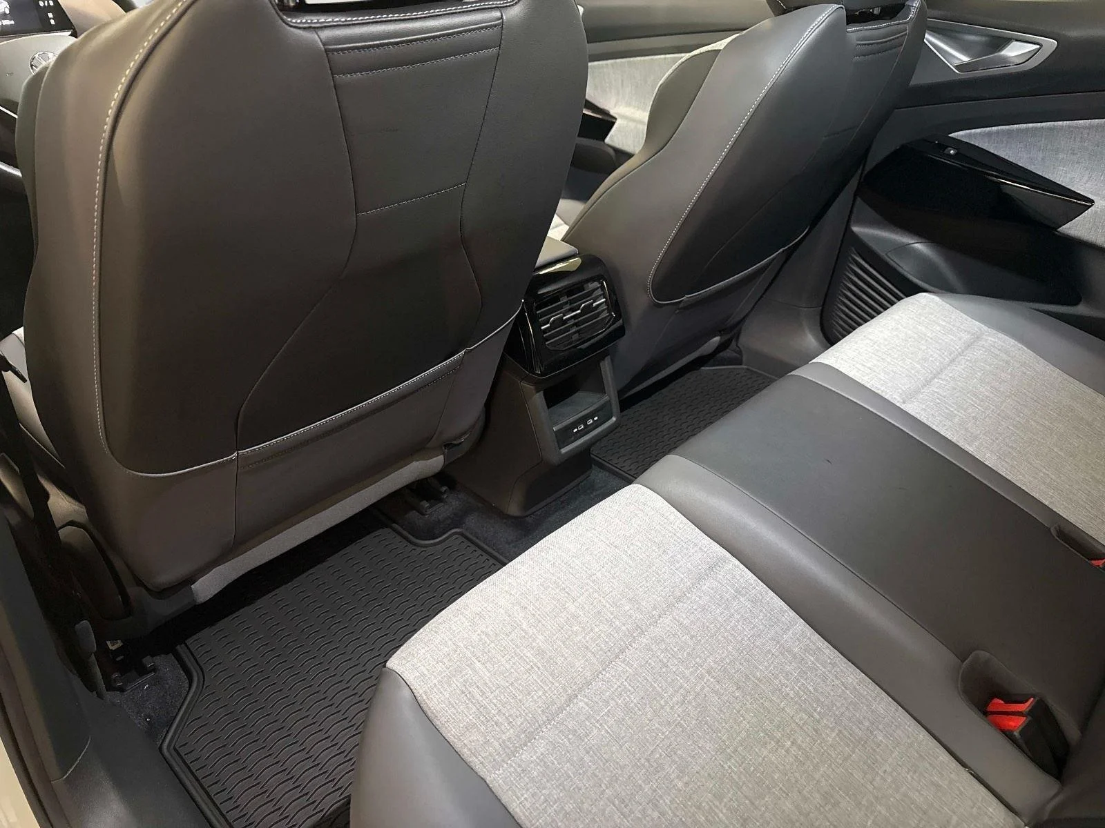 New 2026 opal white pearl Volkswagen Pro image 14
