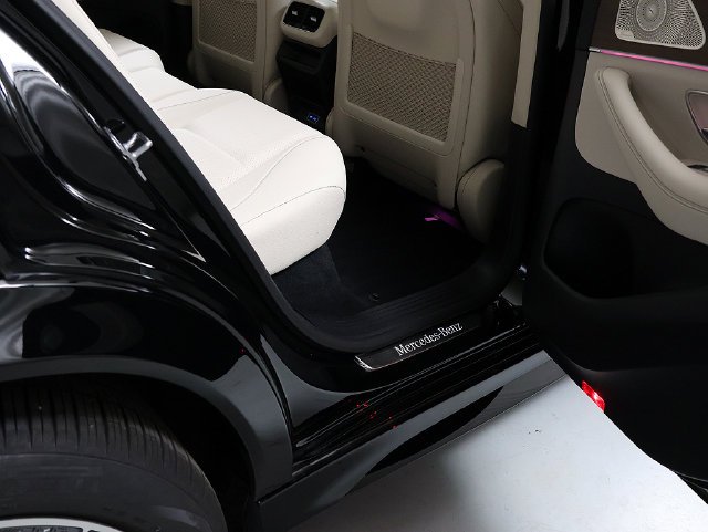 Certified Used 2026 Black Mercedes-Benz GLE 350 image 35
