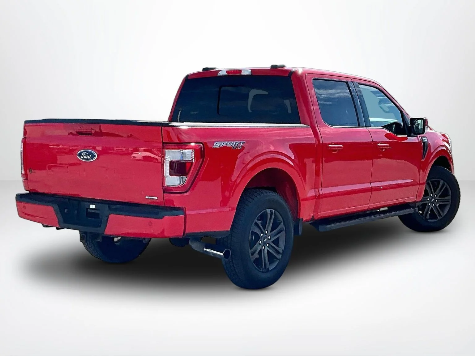 Used 2021 Red Ford Lariat image 3