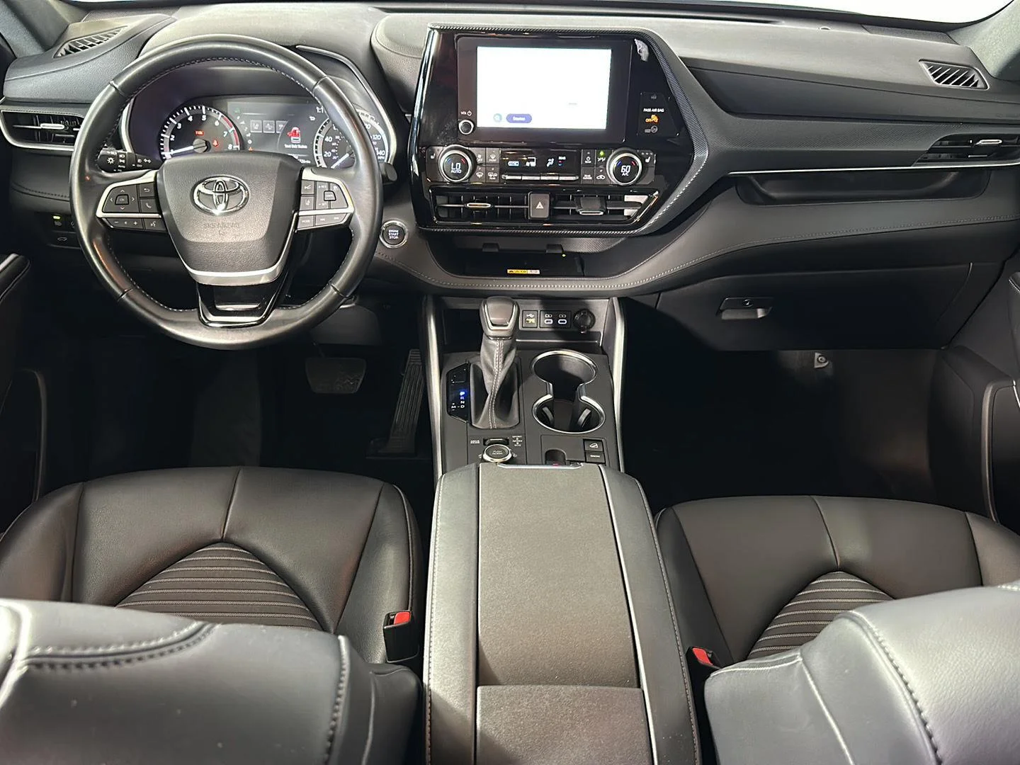 Used 2023 Magnetic Gray Metallic Toyota XSE image 31