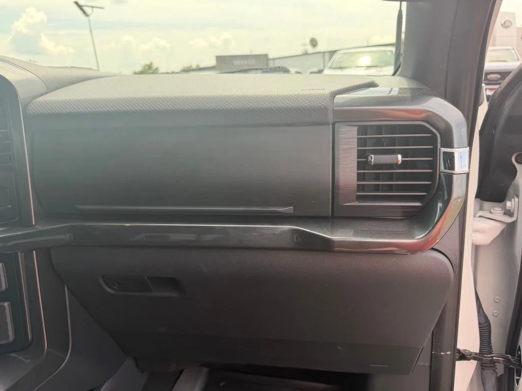 Used 2023 White Ford XLT image 34
