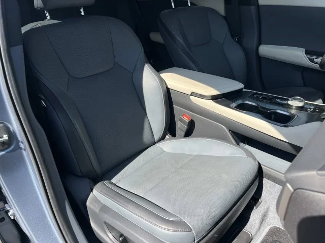 Used 2023 Blue Lexus 450e Premium image 30