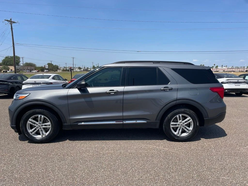 Used 2024 Gray Ford XLT image 4