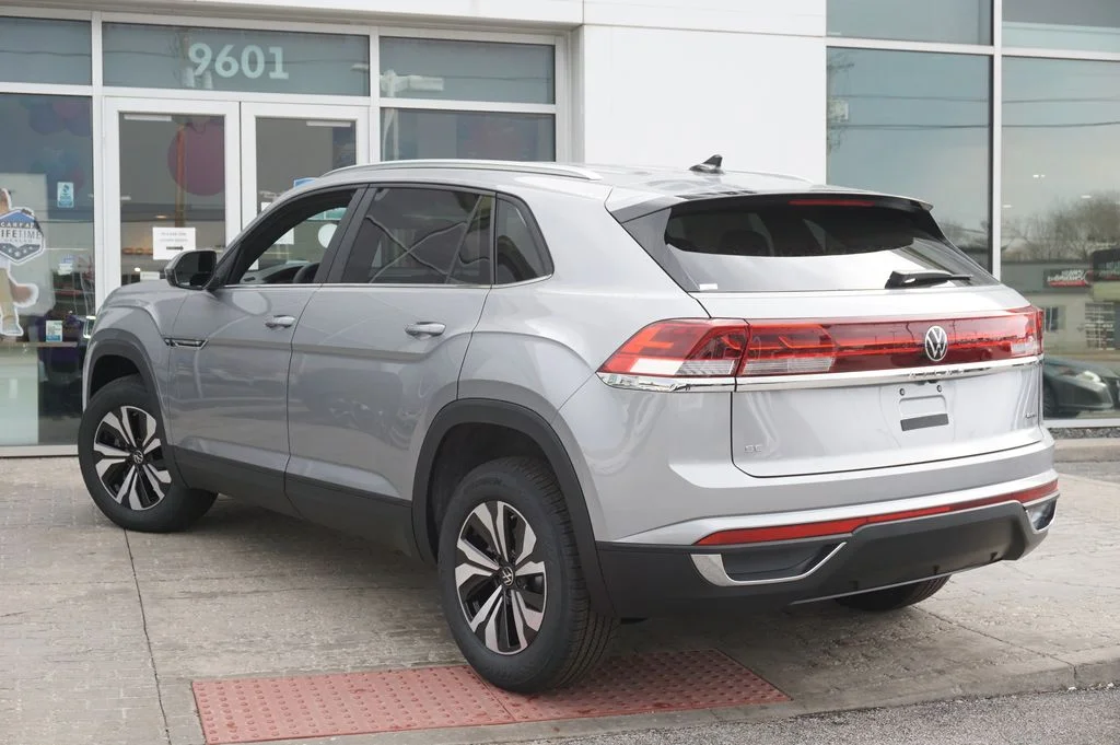 New 2026 Silver Volkswagen 2.0T SE image 8