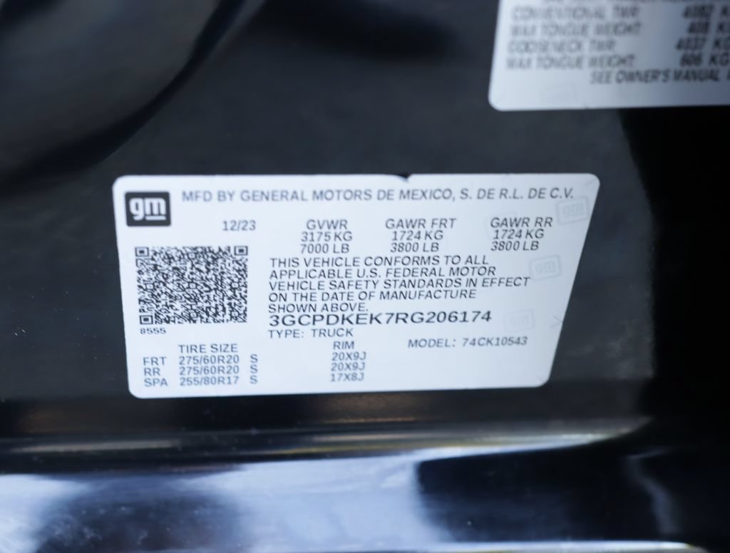 Used 2024 Black Chevrolet LT (2FL) image 37