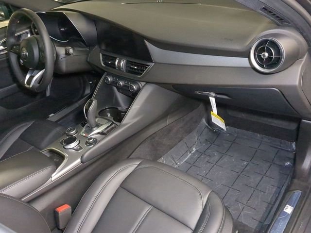 Used 2024 Vesuvio Gray Metallic Alfa Romeo Ti image 28