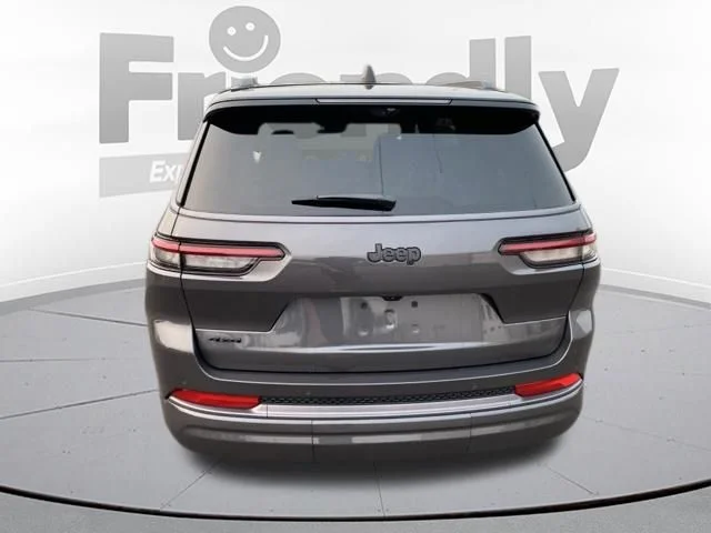 New 2026 Baltic Gray Metallic Clear-Coat Exterior Paint Jeep Limited Reserve image 4
