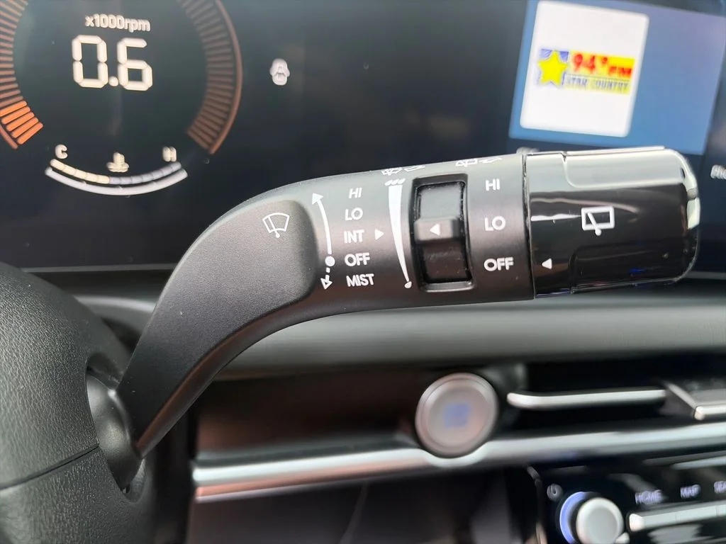 Used 2025 Gray Hyundai SEL image 35