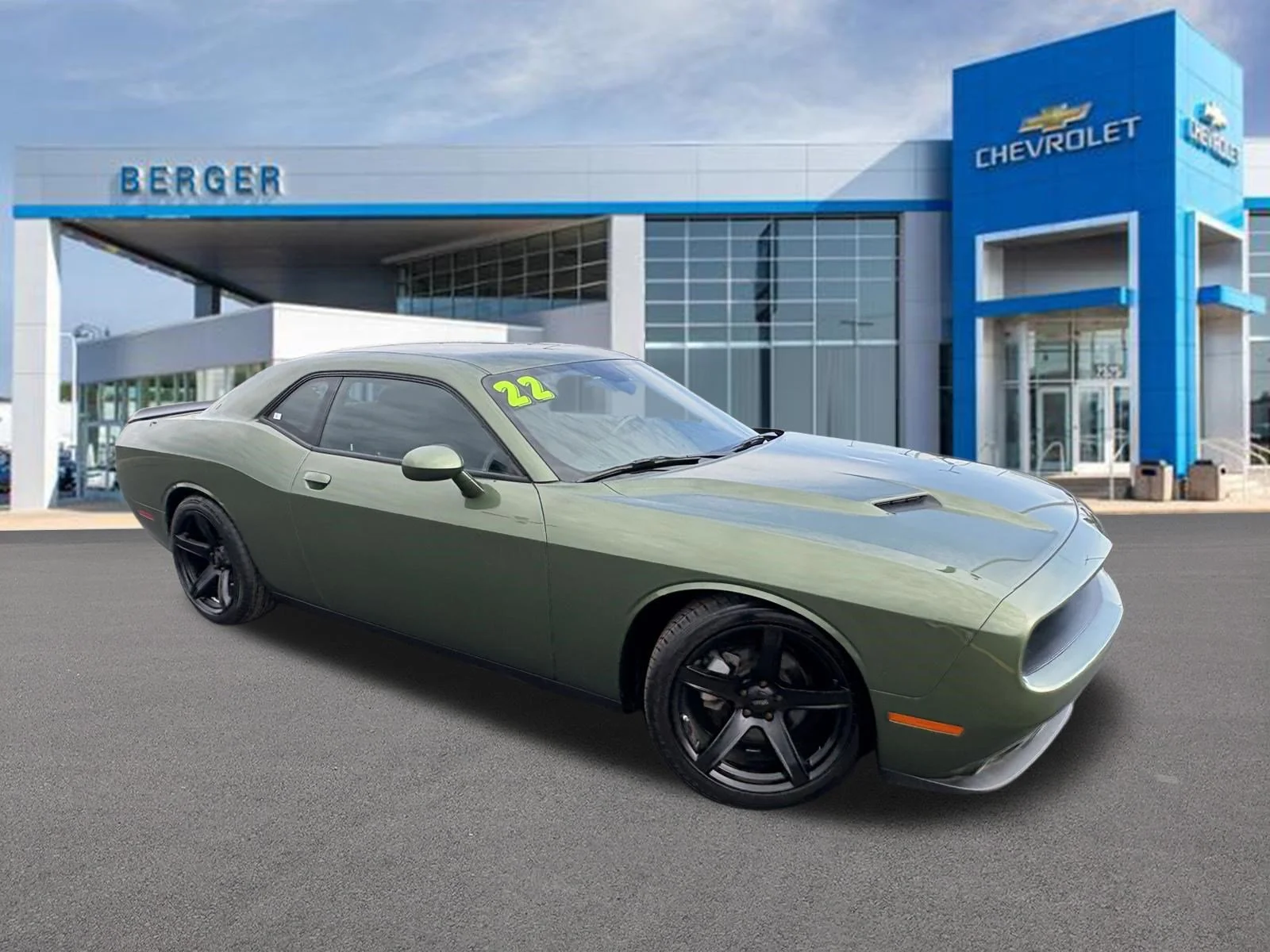 2022 Dodge Challenger SXT Auto's photo