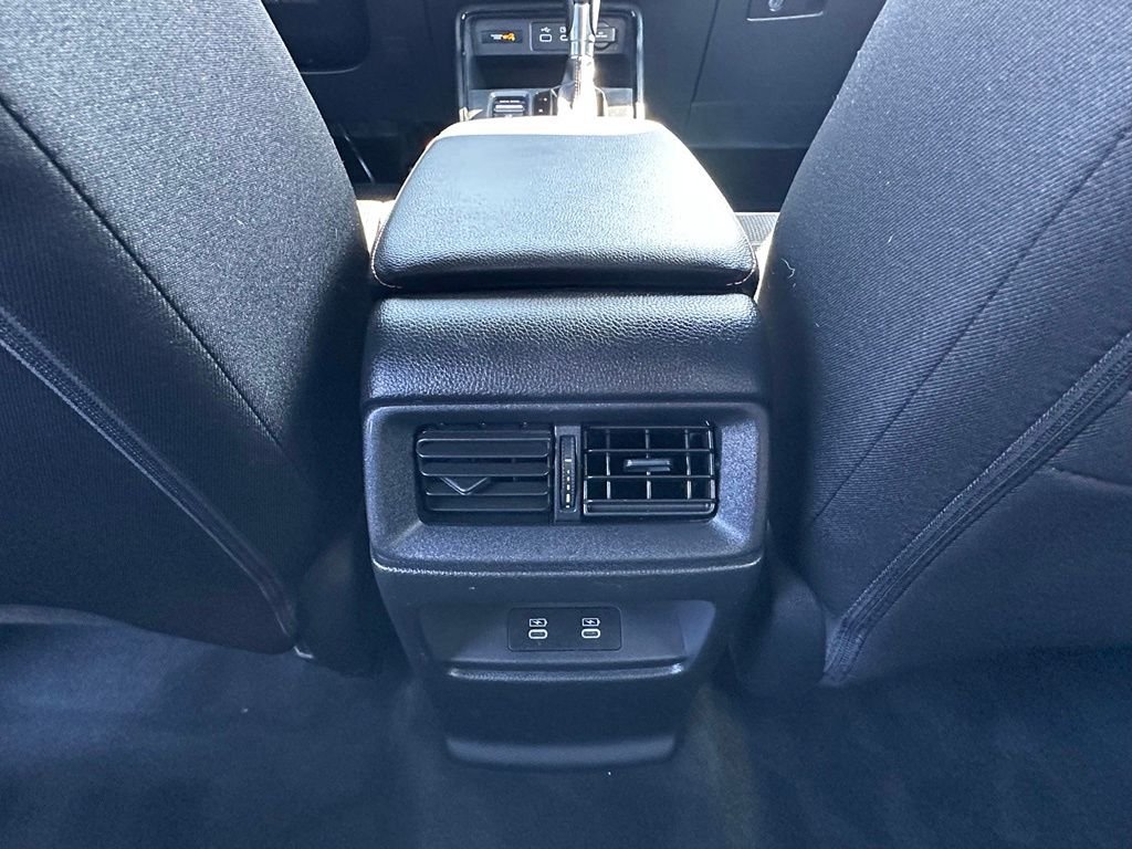Used 2024  Honda Sport image 23