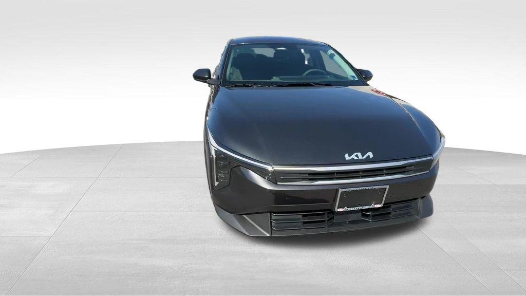 New 2026 Interstellar Gray Kia LXS image 9