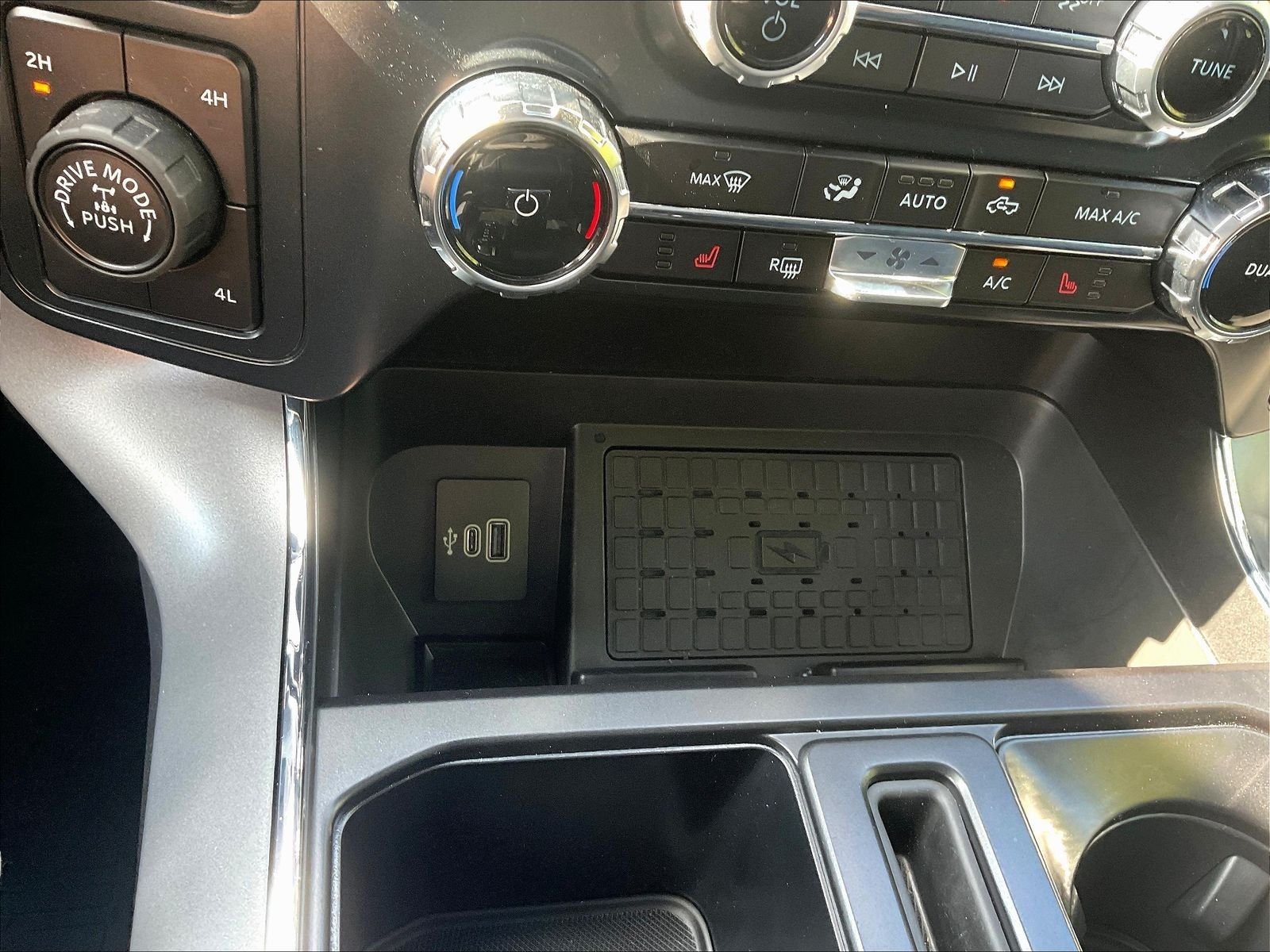 Used 2026 Blue Ford XLT image 18