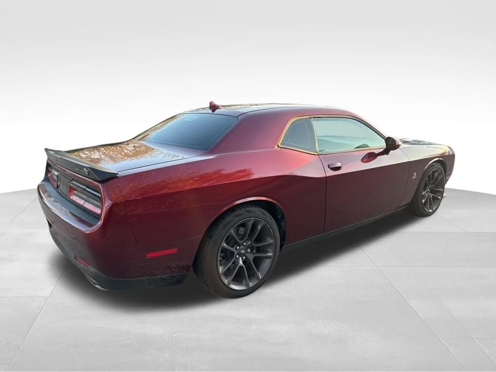 Used 2020 Red Dodge R/T Scat Pack image 4