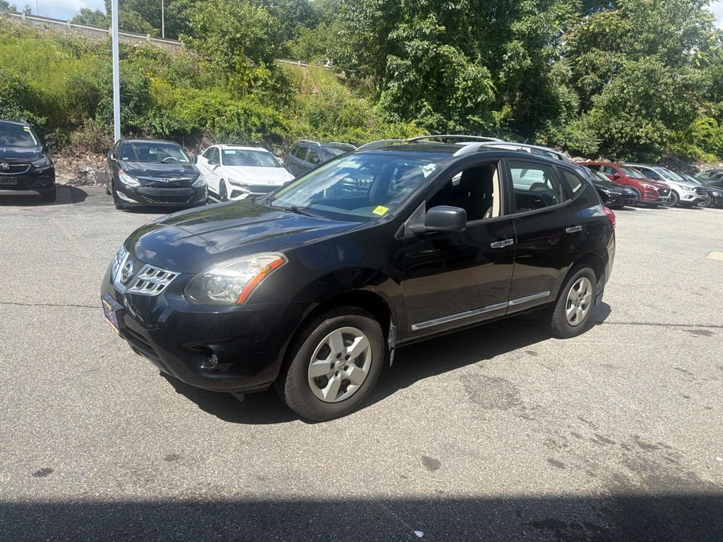 Used 2015 Black Nissan S image 3