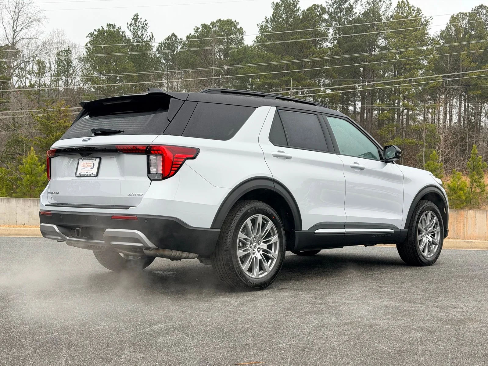 New 2026 White Ford Platinum image 17