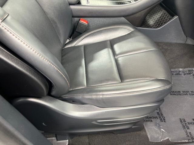 Used 2025 Infinite Black Metallic Lincoln Premiere image 25