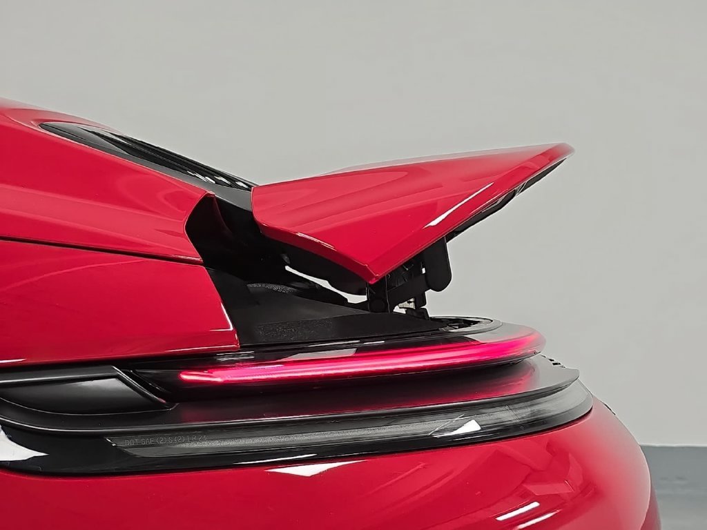 Used 2025  Porsche Carrera GTS Cabriolet image 31