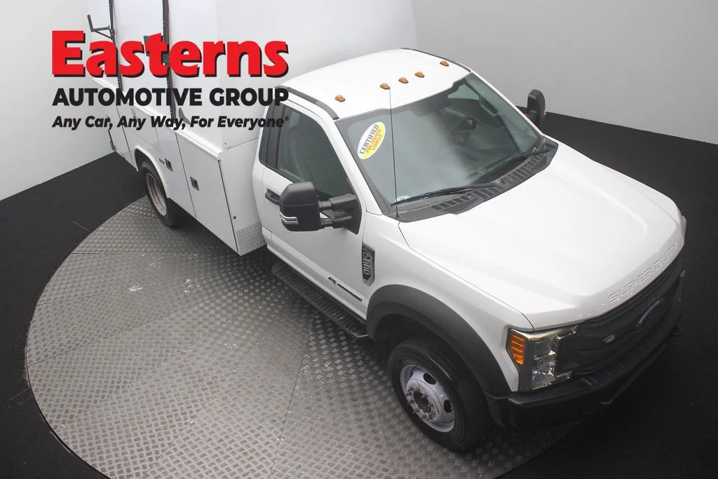 Used 2017 White Ford XL image 3