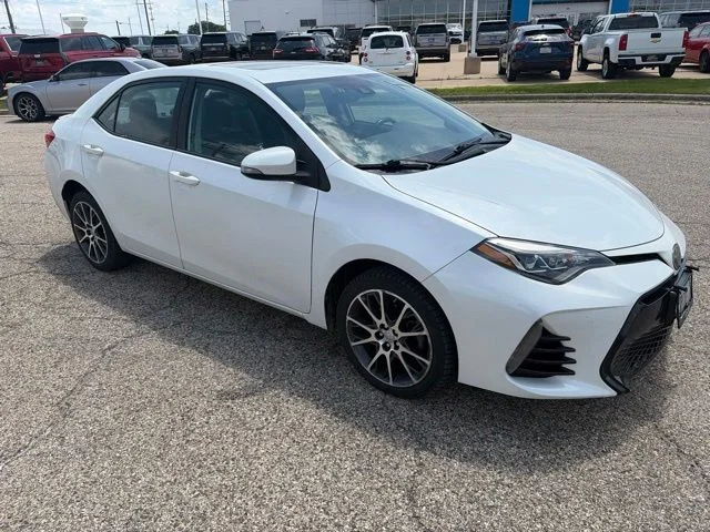 Used 2017 White Toyota L image 2