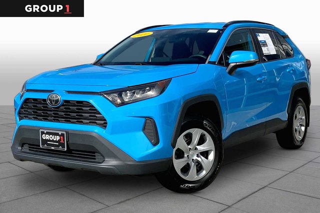 2020 Toyota RAV4 LE
